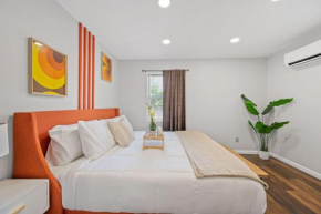 Retro-Chic 1BR with King Bed & Prime Location